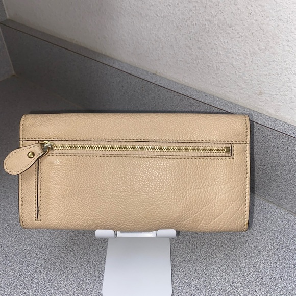 EUC Chloé Elsie Cream Continental Turn-Lock Leather Wallet - Picture 2 of 15